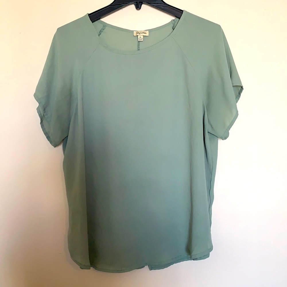 XL Light green Lily White blouse with V cut at buttocks!!